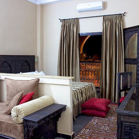 Hotel Azoul Varzazat Dış mekan fotoğraf