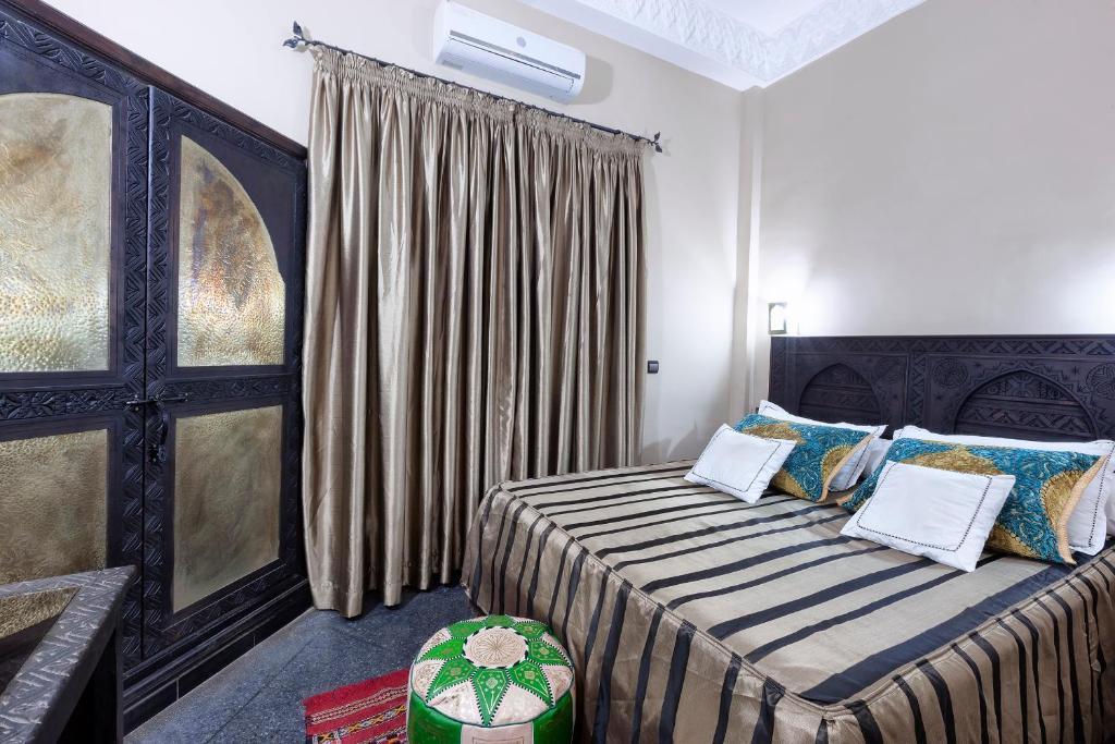 Hotel Azoul Varzazat Oda fotoğraf