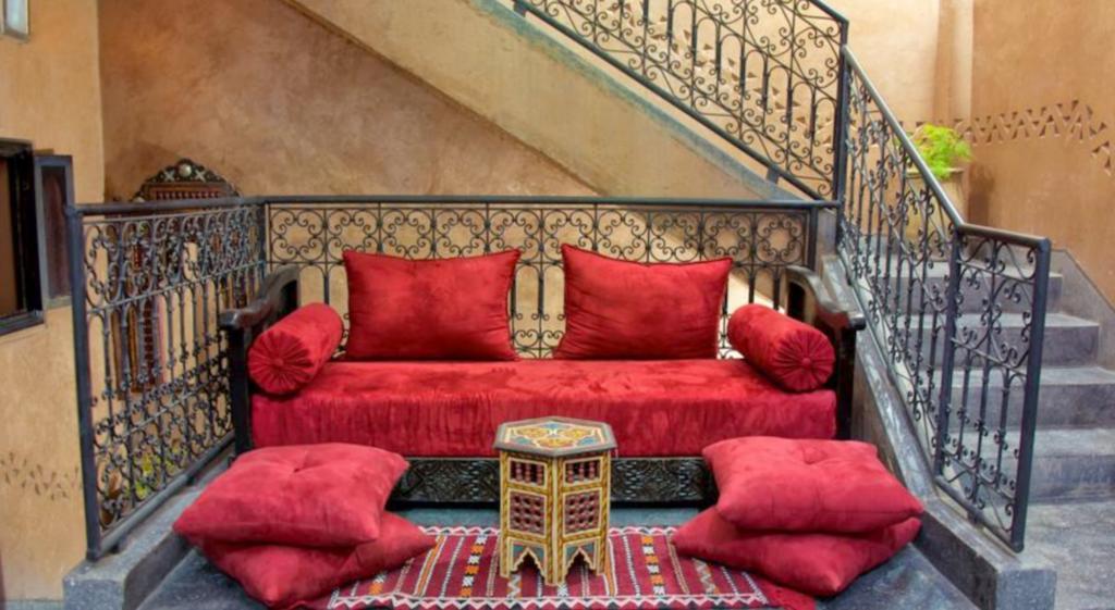 Hotel Azoul Varzazat Dış mekan fotoğraf